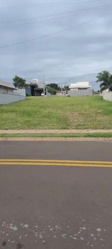 LINDO TERRENO À VENDA, ENCAIXADO - RESIDENCIAL TAMBORÉ