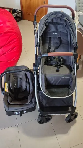 Carrinho Romanzo Travel System Moisés Bebê Conforto e Base Veicular 3 em 1 Infanti