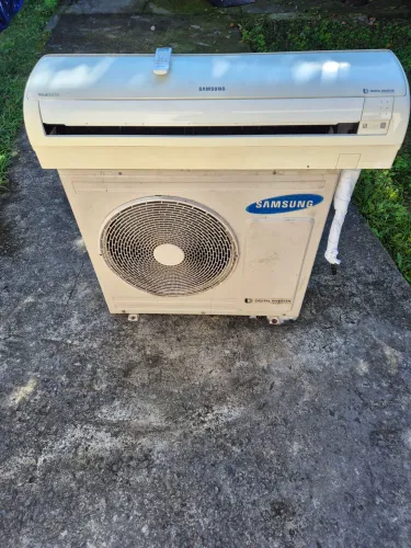 Ar condicionado split 24.000 BTus QUENTE E FRIO 