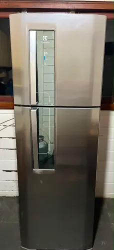 Geladeira frost free Electrolux 