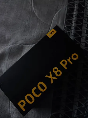 Celular novo, 1 mês de usado