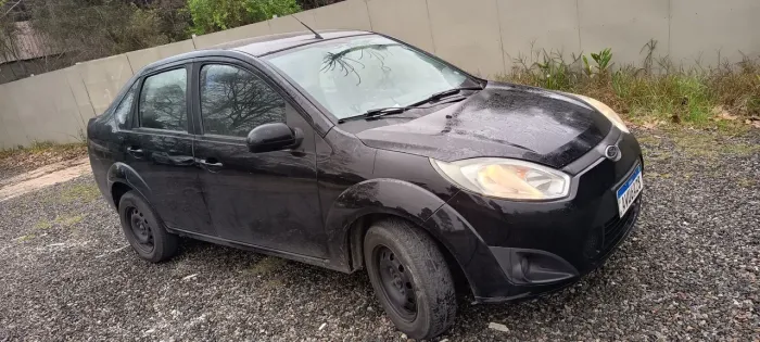 Ford Fiesta Sed. 1.6 8V Flex 4P 2013