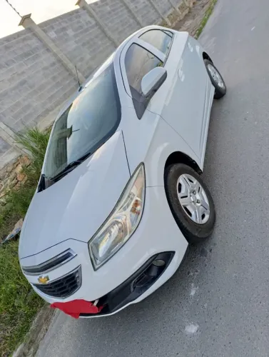 Chevrolet Onix Hatch LT 1.0 8V Flex Power Mec. 4P 2014