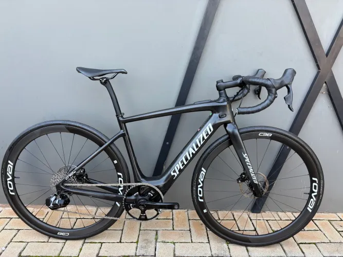 Specialized Turbo Creo Comp Carbon TAM M ( com upgrades )