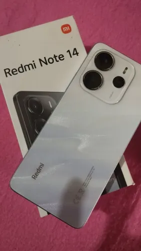 Redmi note 14 8 gb, 256 armazenamento por apenas 650 reais tem apenas 3 meses de uso