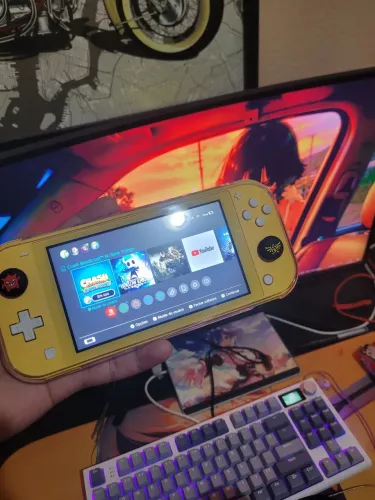 Nintendo Switch Lite Amarelo Bloqueado