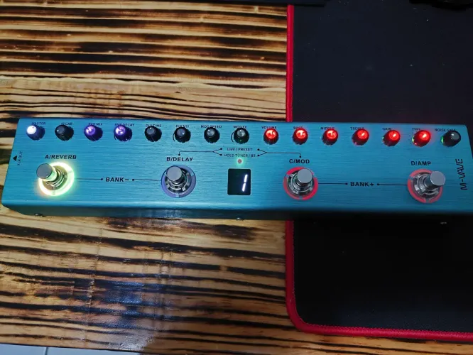 Vendo pedal multi efeitos Tank G