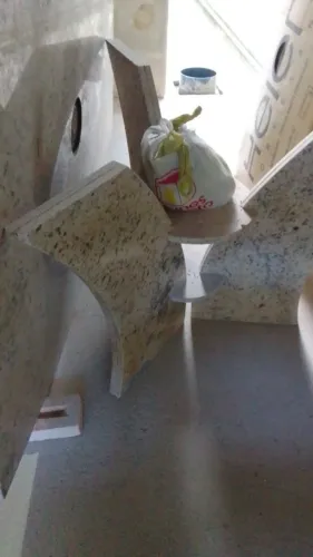 Mesa de mármore