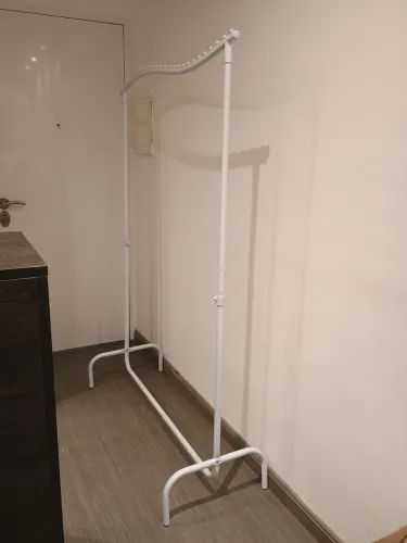 Arara Expositora Regulável Branca - 129 cm | Ideal para Loja, Ateliê ou Showroom
