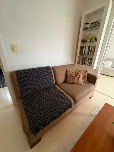 Sofá 2 lugares
