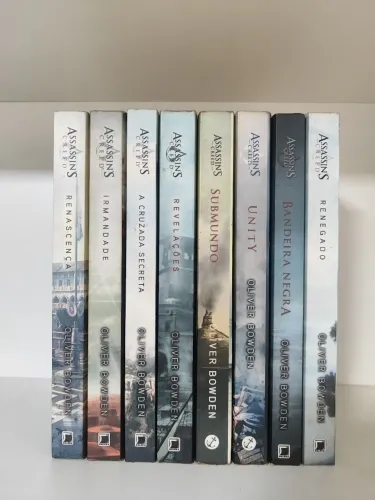 8 Livros - Assassin's Creed (Bom estado)