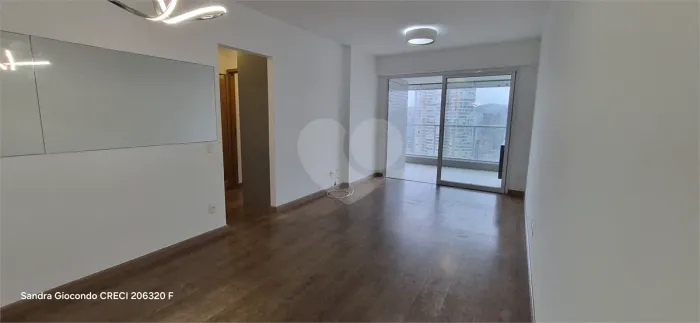 Apartamento com 2 quartos à venda ou para locação em Gonzaga - SP