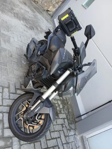 Bajaj Dominar 400
