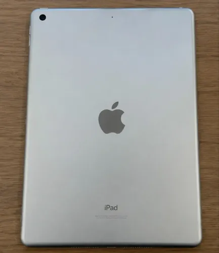 iPad 8ª Geração 32GB Wi-Fi | Prata | Muito conservado