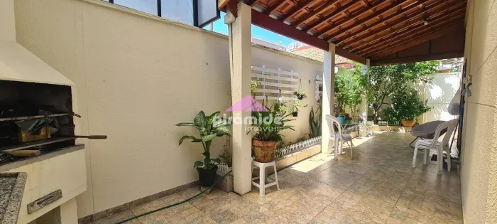 Casa em Condomínio Fechado no Jardim Aquarius em São José dos Campos