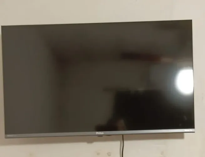 Smart TV 32" Philco Roku TV Dolby Áudio HDR10 P32CRB | Dolby Áudio, HDR10