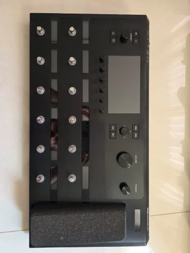 Line 6 - HELIX Floor