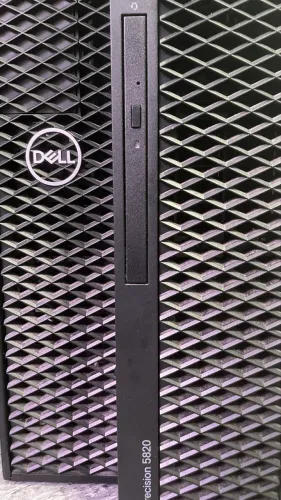 Dell Precision 5820 Tower. Xeon 3.60, 32 Ram, Quadro 5Gb 