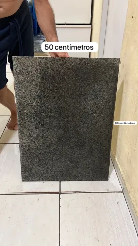 PEDRA DE GRANITO - 50cm X 68cm