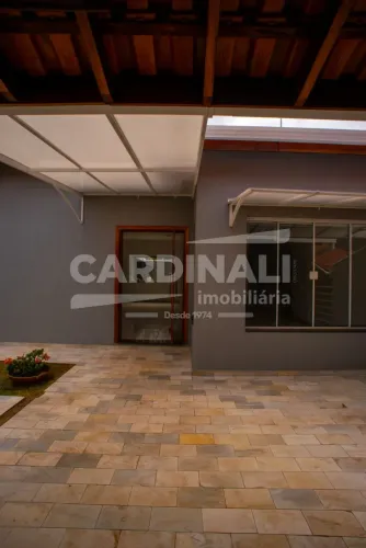 Imóvel Residencial de Esquina com 3 Dormitórios no Jardim Maggiore