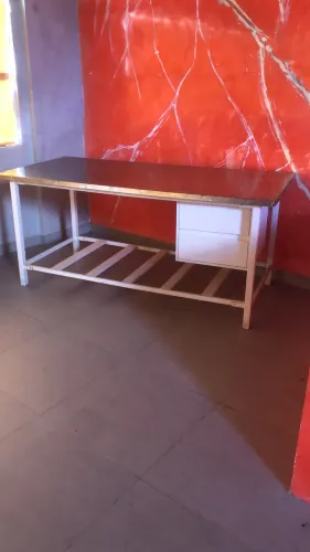Mesa de aço inox 