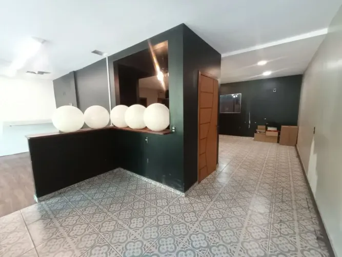 Oportunidade! Ponto Comercial com Excelente Localização NA AV DAS TORRES