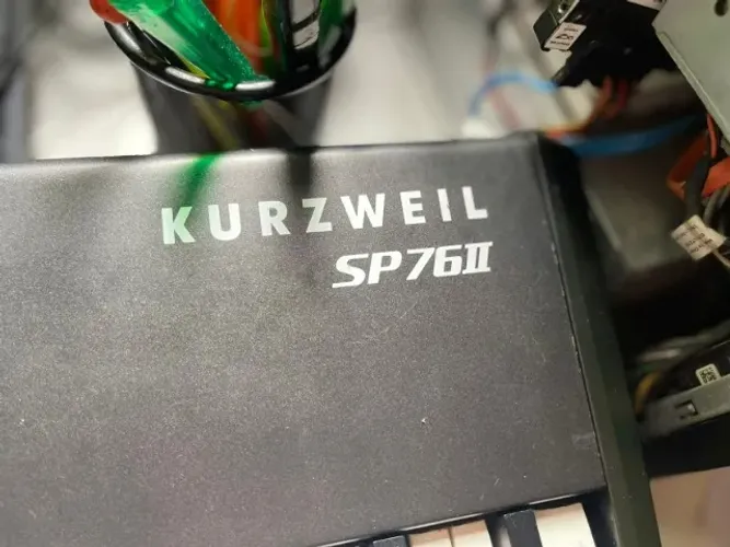 Piano Digital Kurzweil SP76_2