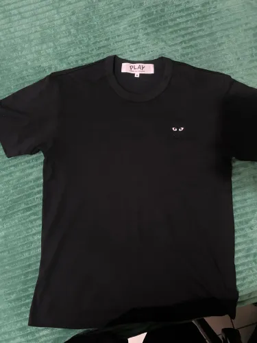 Camisa cdg black heart em estado impecável