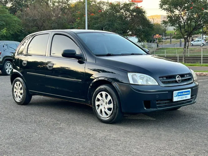 Chevrolet Corsa Hatchback 1.0 MPFI 8V 71cv 5P 2005