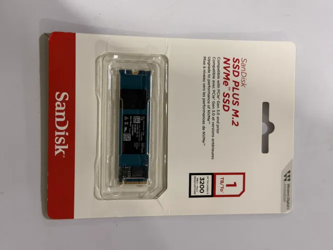 SSD PLUS M.2 NVMe SSD da SanDisk 1TB/To