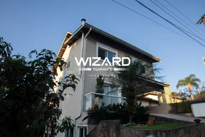 Casa em condomínio Vila Verde