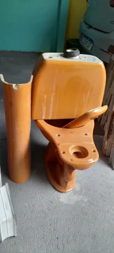 VASO SANITARIO COM CAIXA ACOPLADA