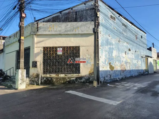 Imóvel Comercial para venda tem 212m2 em Prefeito José Walter - Fortaleza - CE