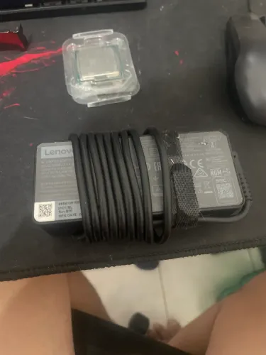 Carregador de notebook Lenovo tipo c