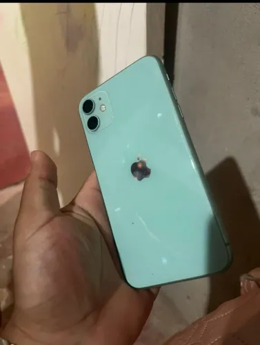 iPhone 11 128 gigas saúde bateria 100%