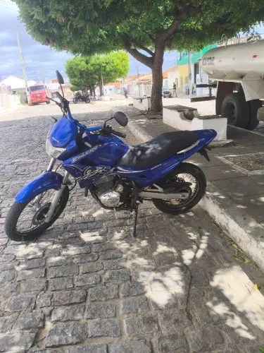 Vende-se moto, Honda falcon.
