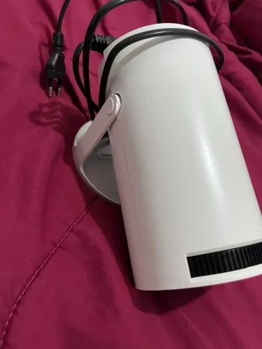 Projetor HY300