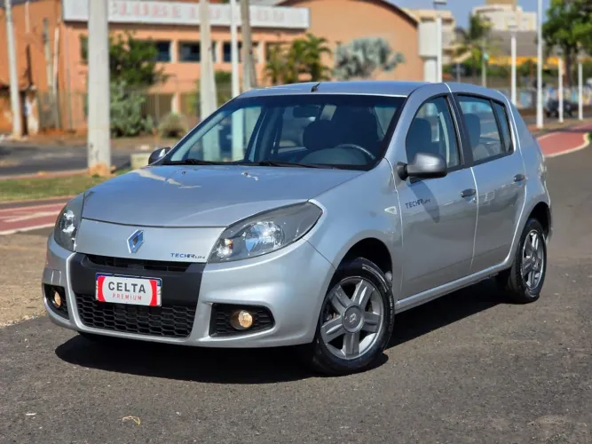 Renault Sandero Techrun Hi-flex 1.0 16V 5P 2014