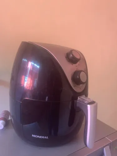 Airfryer Praticamente Nova - Funcionando Perfeitamente
