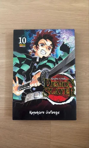Mangá Demon Slayer/Kimetsu no Yaiba 10