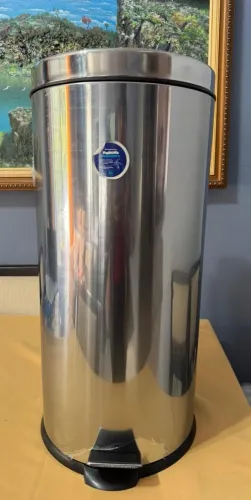 Lixeira Mor Ágata 30l Em Aço Inox C/ Pedal Cinza 8225