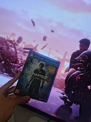Uncharted 4: A Thief's End PS4 | Mídia Física | Excelente Estado