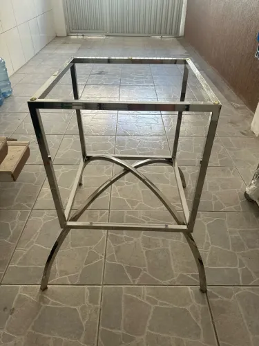 Base de Mesa Quadrada em Inox para Mesa de 1,40 m