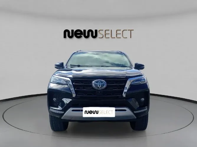 Toyota Hilux SW4 SRX 4X4 2.8 TDI 16V Dies. Aut. 2022