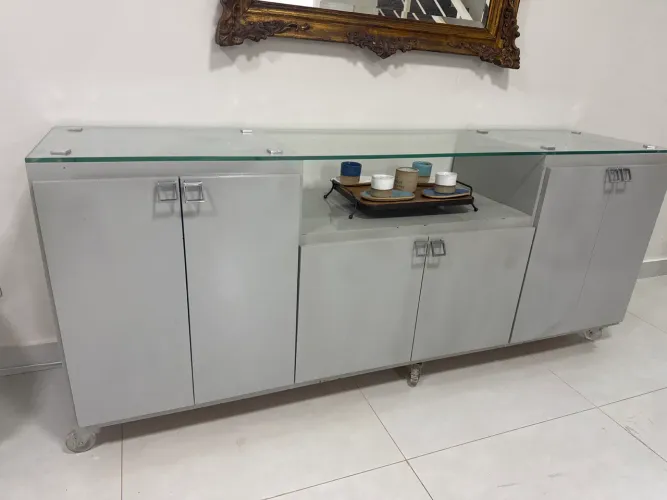 Buffet em madeira
