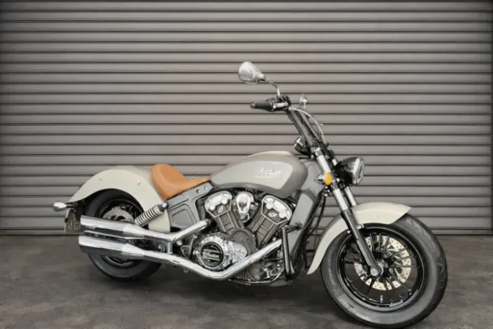 INDIAN SCOUT 2016
