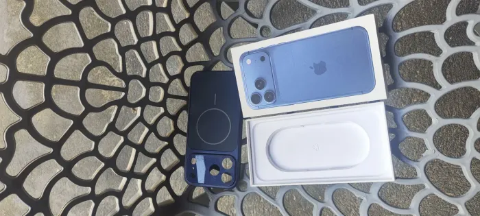 iPhone 17 pro Max $ 6.500