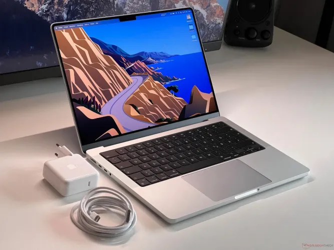 MACBOOK AIR M4 16GB/512GB 13?