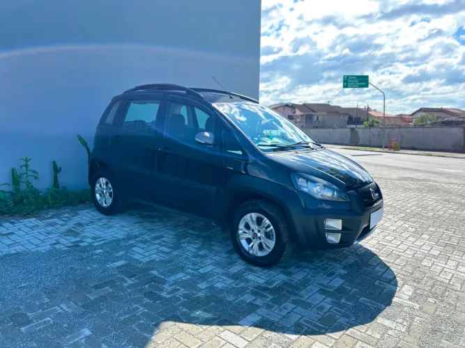 Fiat Idea Advent./ Adv.locker 1.8 MPI Flex 5P 2011