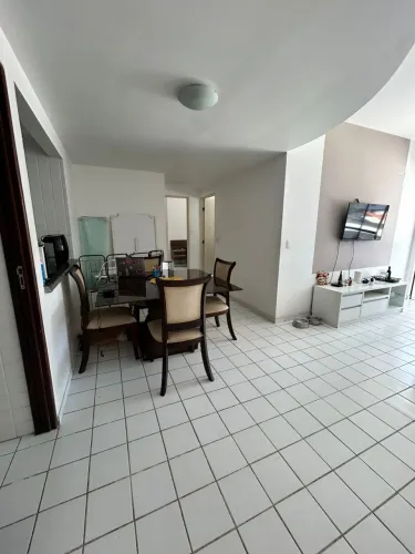 Alugo apt na Ponta Verde
